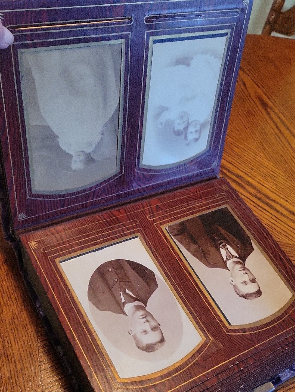 Antique Velvet Parlor Photo Album~ Velvet~ 46  Photos - Picture 6 of 12